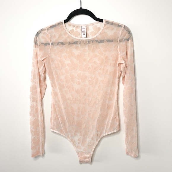 NWOT Victoria’s Secret Floral Mesh Bodysuit Size Small - Picture 4 of 8